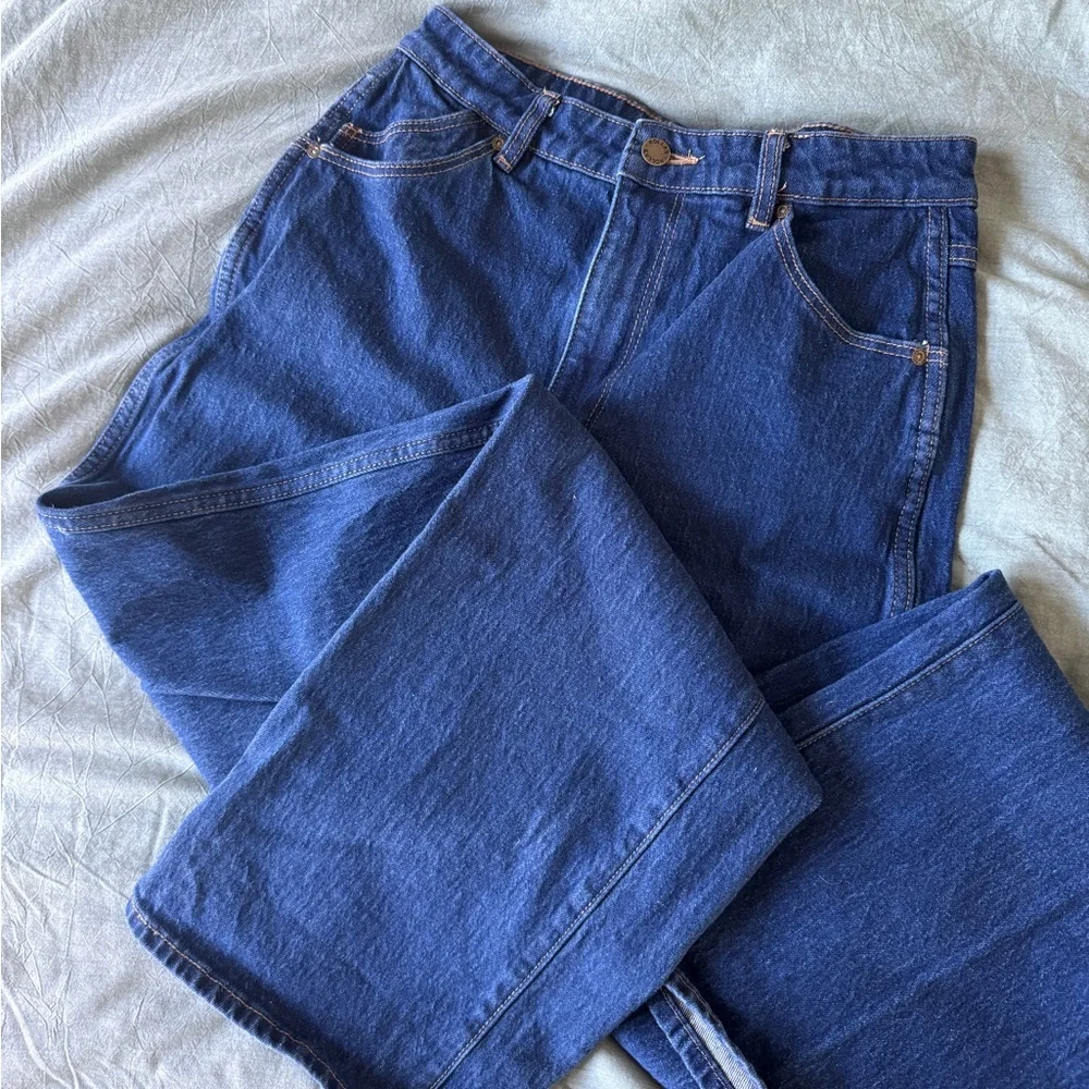 High Rise Straight Heidi Demim by Rolla's - Picture 8 of 9